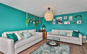 The Exclusive Gem Of Leeds - Sleeps 8
